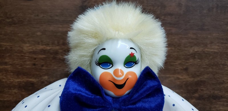 artmark clown dolls